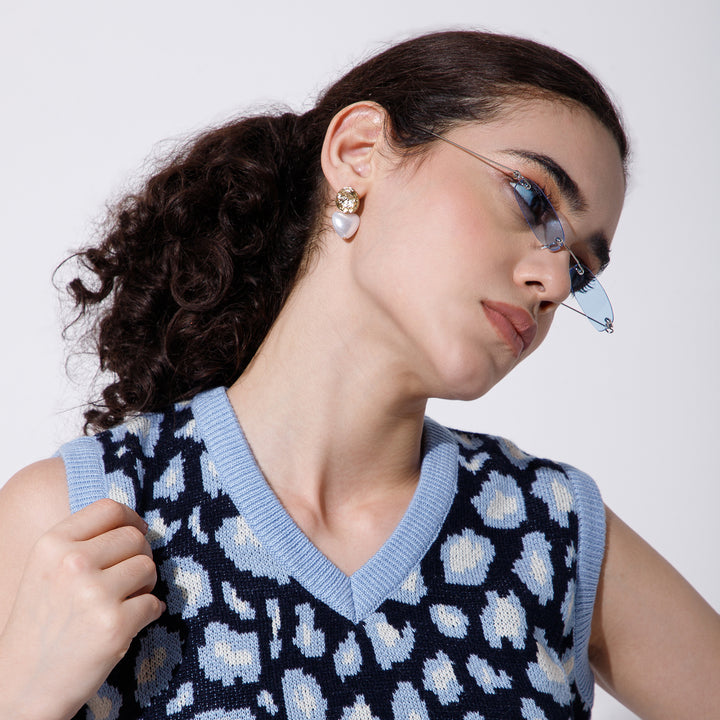 Runway Blue Hue Sunglasses and Earrings Combo
