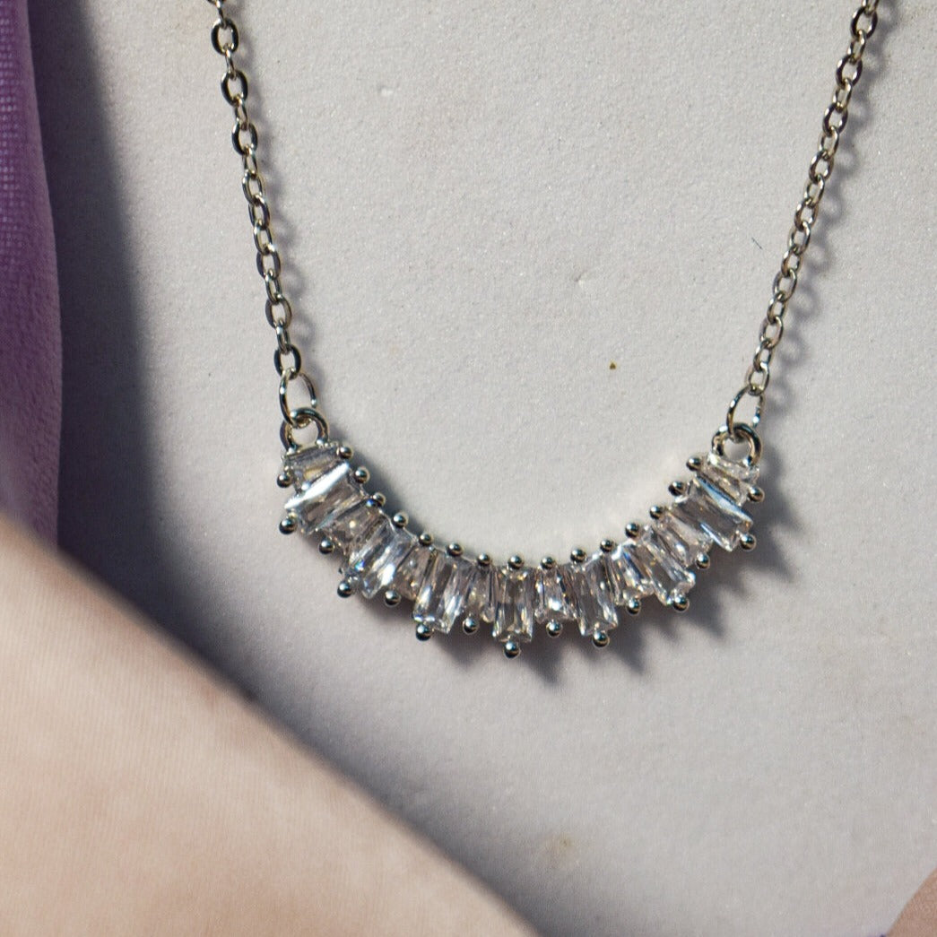 Dazzling Crystal Influx Necklace - Salty Accessories