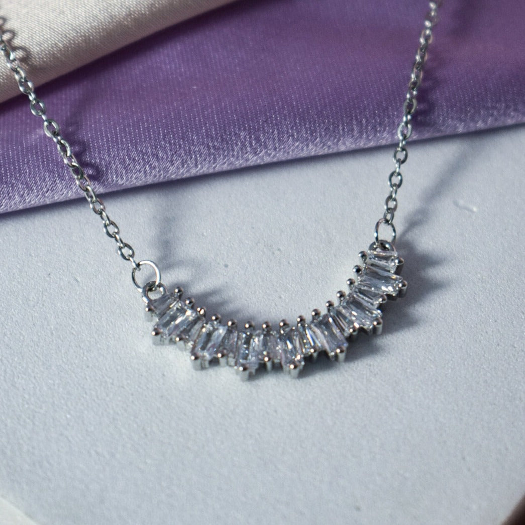 Dazzling Crystal Influx Necklace - Salty Accessories