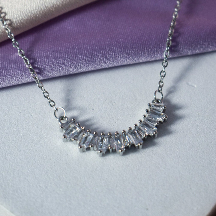 Dazzling Crystal Influx Necklace - Salty Accessories