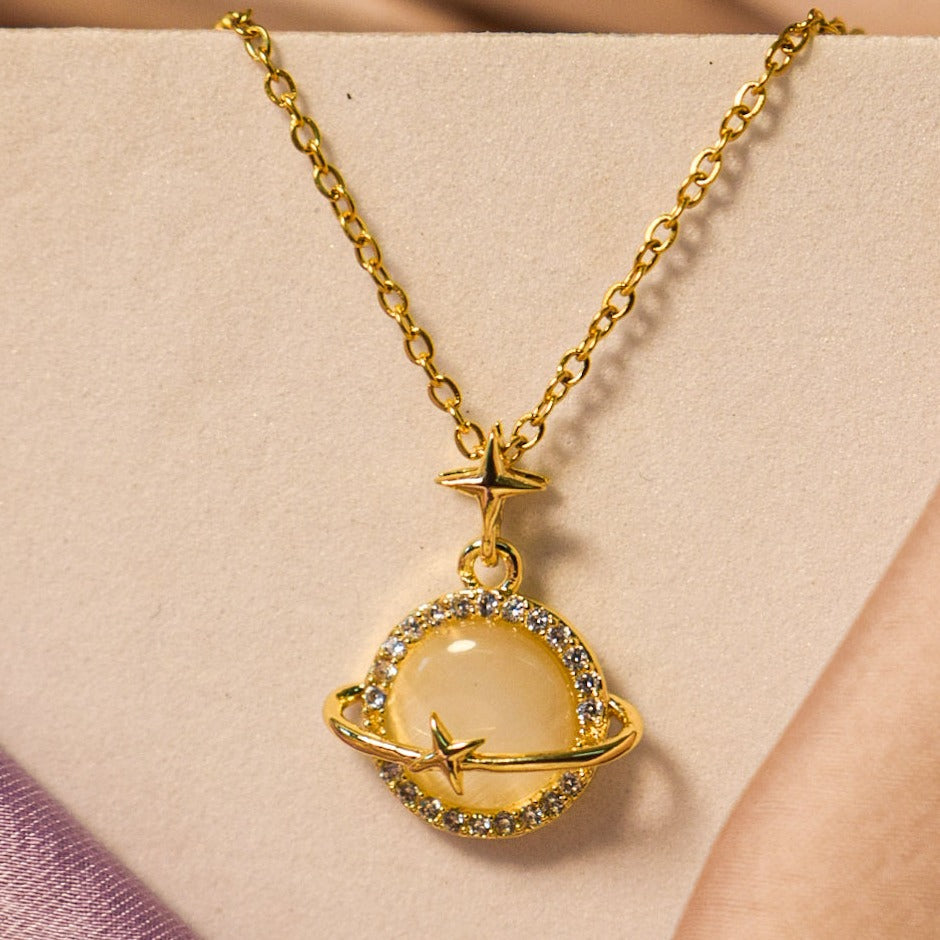 Enchanted Golden Mystique Necklace - Salty Accessories