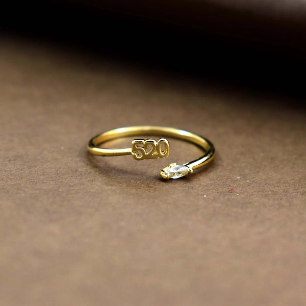 Numeric 520 gold ring