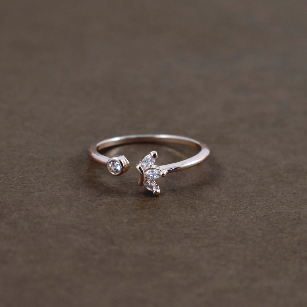 Euphoric crown rose-gold ring - Salty Accessories
