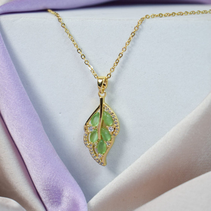 Verdant Vine Necklace Salty