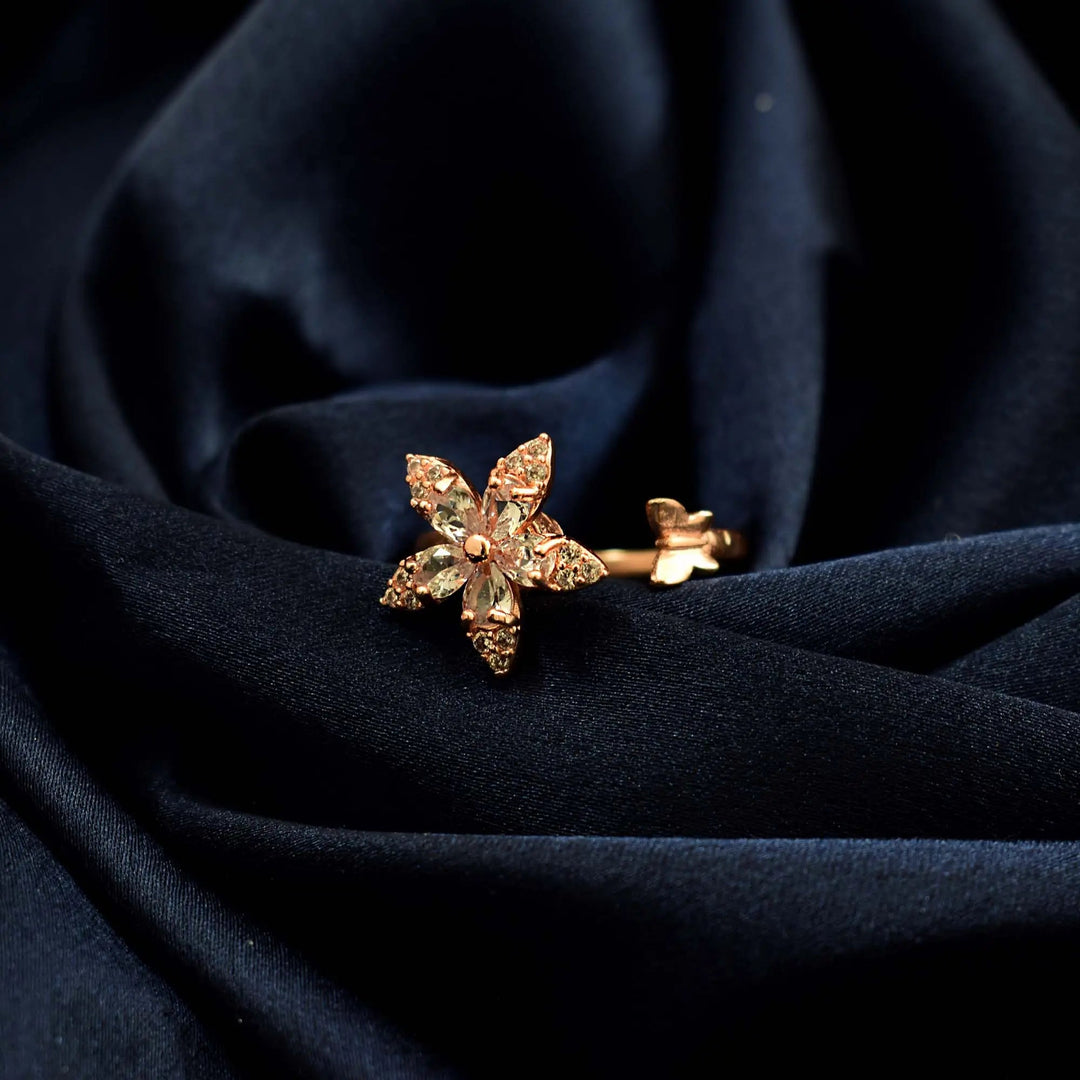 Daffodil Spinner Ring - Rose Gold - Salty Accessories