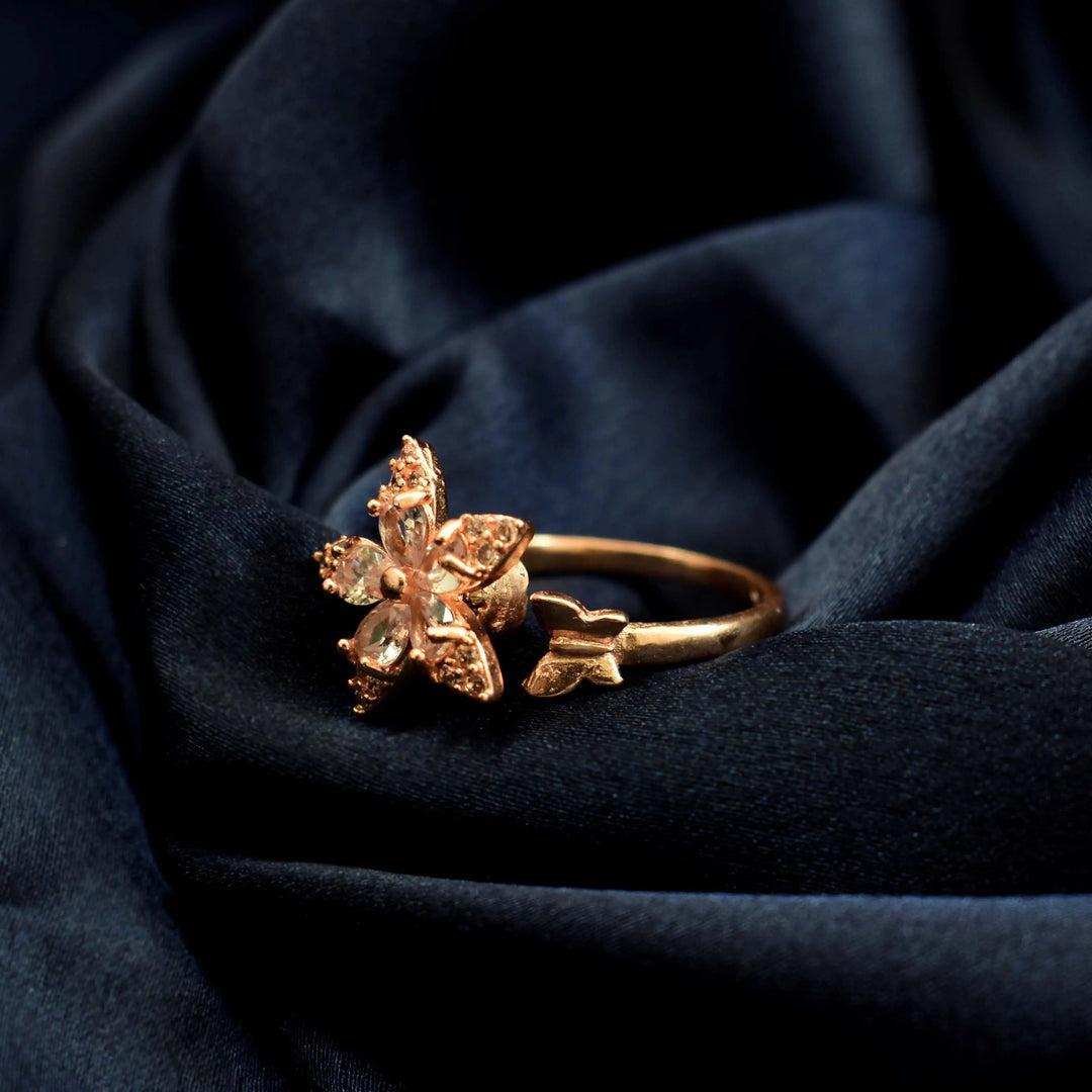 Daffodil Spinner Ring - Rose Gold - Salty Accessories
