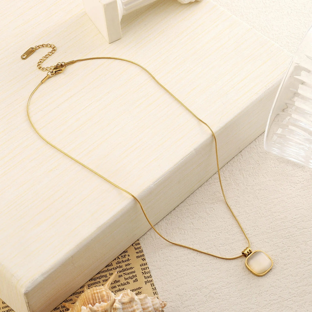 Dainty Droplet Necklace - Salty Accessories