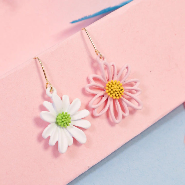 Daisy Pink & White Flower Earrings - Salty Accessories