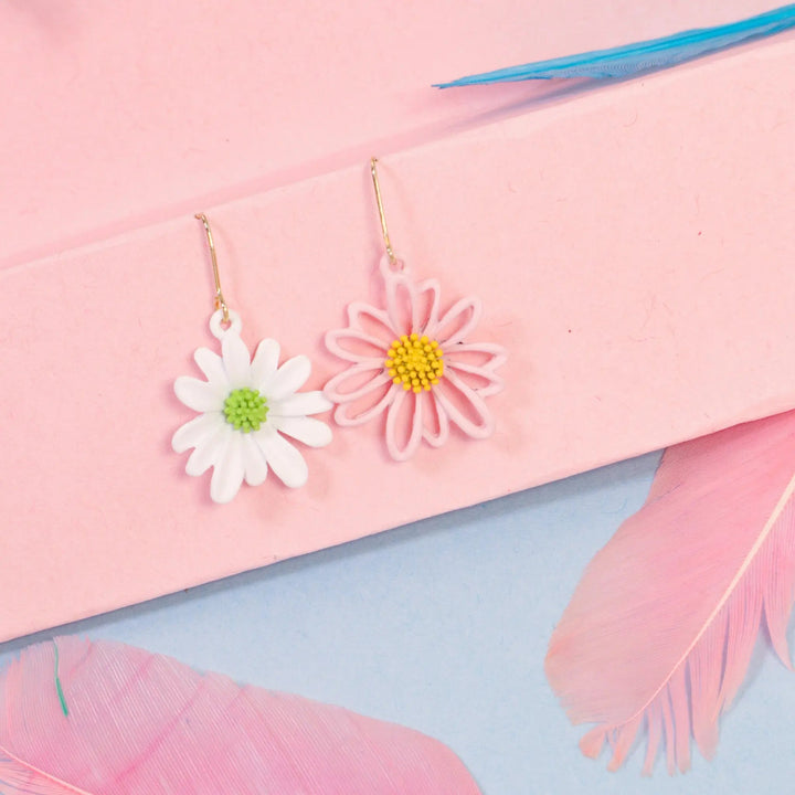 Daisy Pink & White Flower Earrings - Salty Accessories