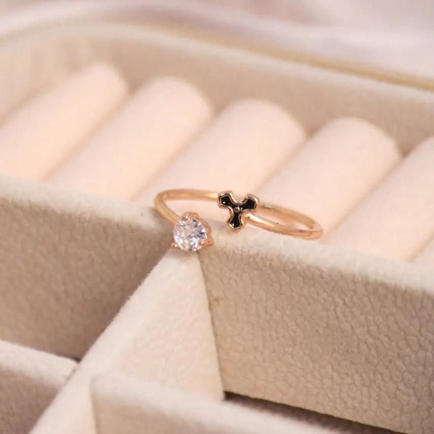 Dan Tri Golden Ring - Salty Accessories