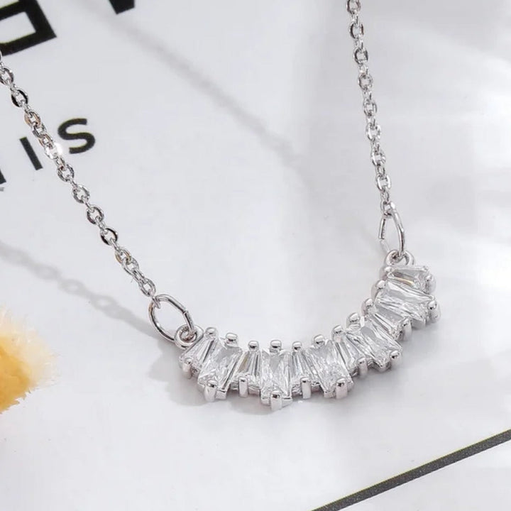 Dazzling Crystal Influx Necklace - Salty Accessories