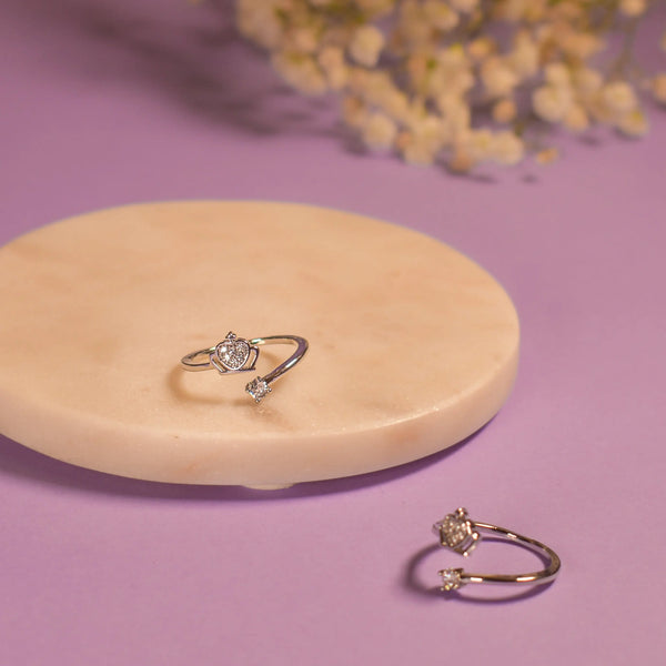 Diamond Queen Ring