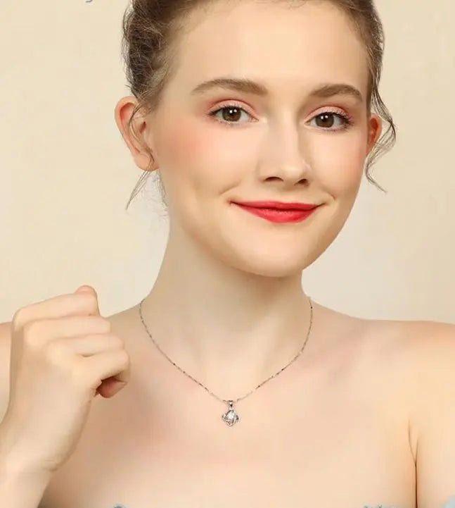 Diamond Twister Flower Necklace - Silver - Salty Accessories