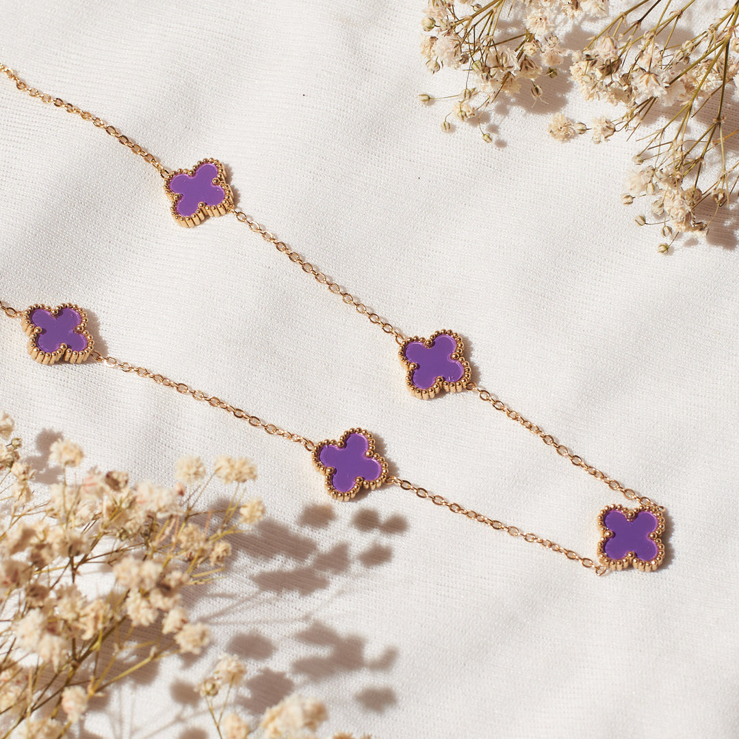 Dreamy Clover Necklace Salty