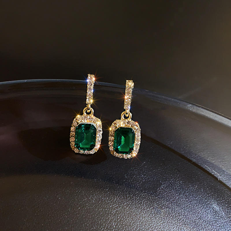Emerald Earring &amp; Hand Chain Set