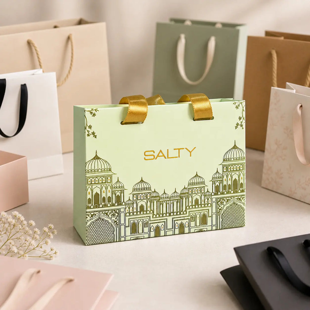 EMPTY-GOLDRIBBONBOX | Salty