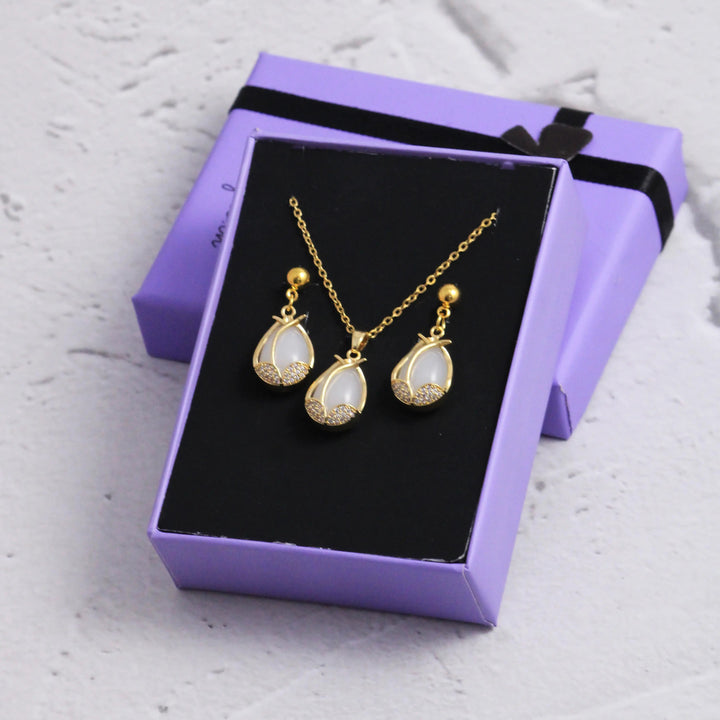 Exquisite Swiss Earrings and Necklace Set - Salty Accessories