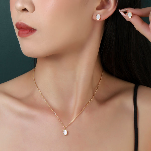 Vintage Necklace and Earrings Set