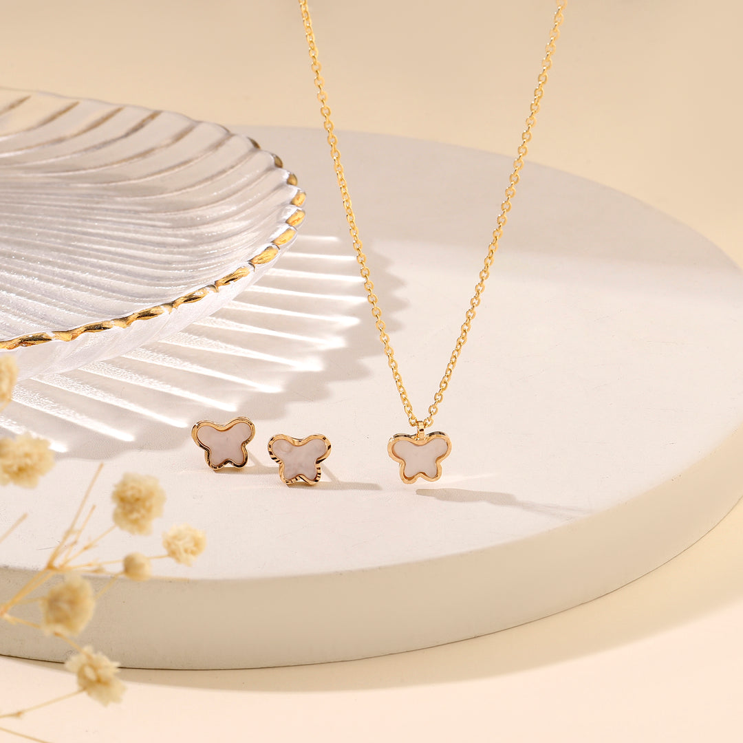 Dream Fly Necklace and Earrings Set