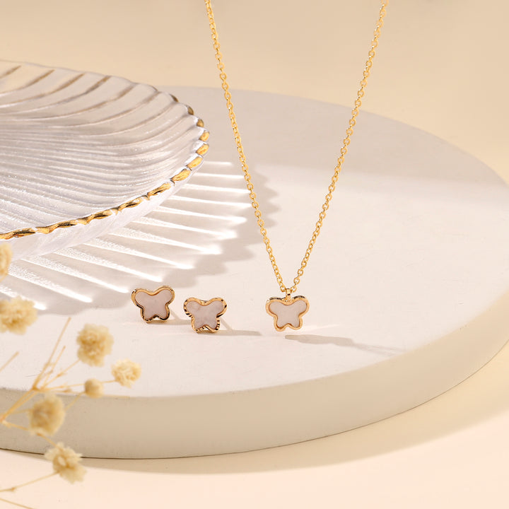 Dream Fly Necklace and Earrings Set