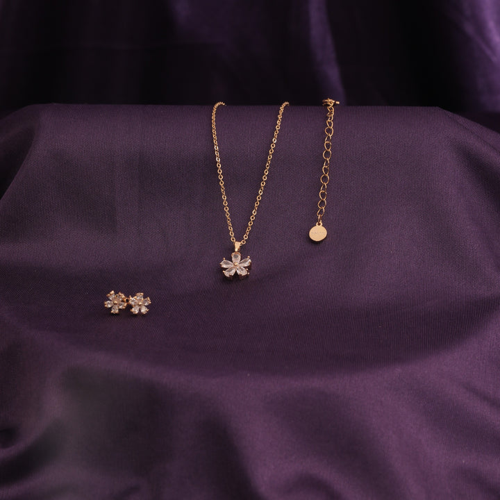 Flower Dream Necklace and Earrings Set - Salty Accessories