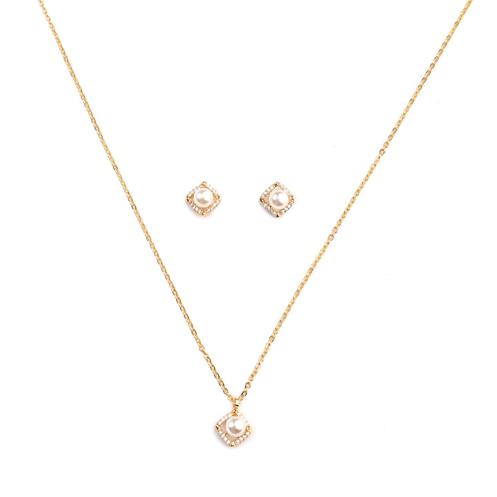 Pearl Dream Necklace and Earrings Set