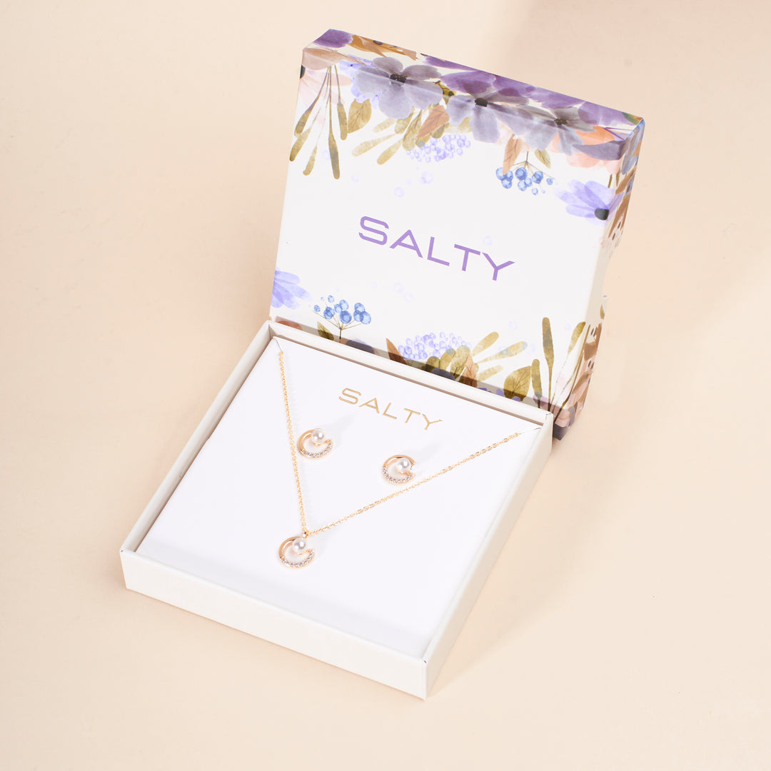 Silk Pearl Golden Necklace and Earrings Set