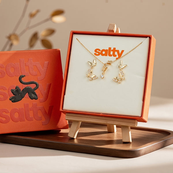 Shine Icon Earrings And Necklace Set