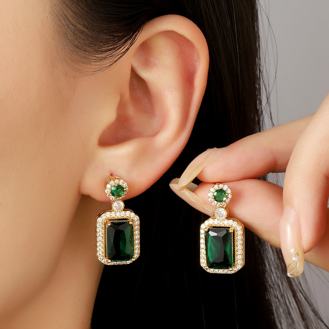 Avery Emerald Crystal Earring