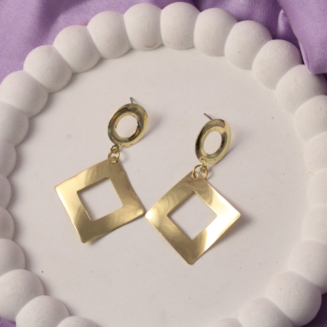 Minimal Golden Earrings - Salty Accessories