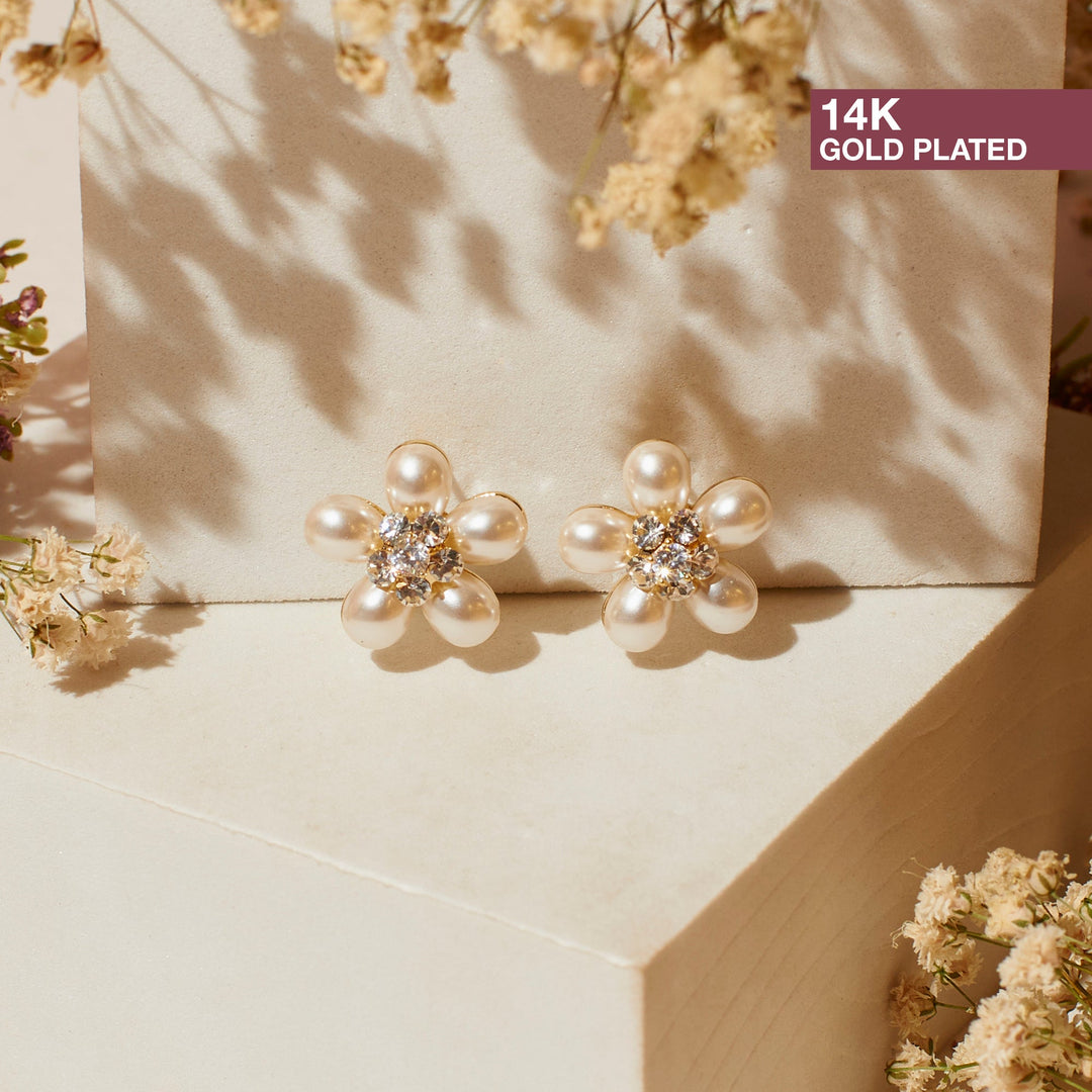 Blooming Beauty Pearl Earrings - Salty Accessories