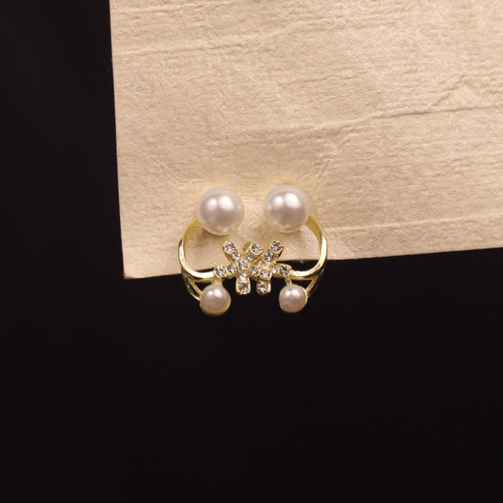 Petal Poise Earrings - Salty Accessories