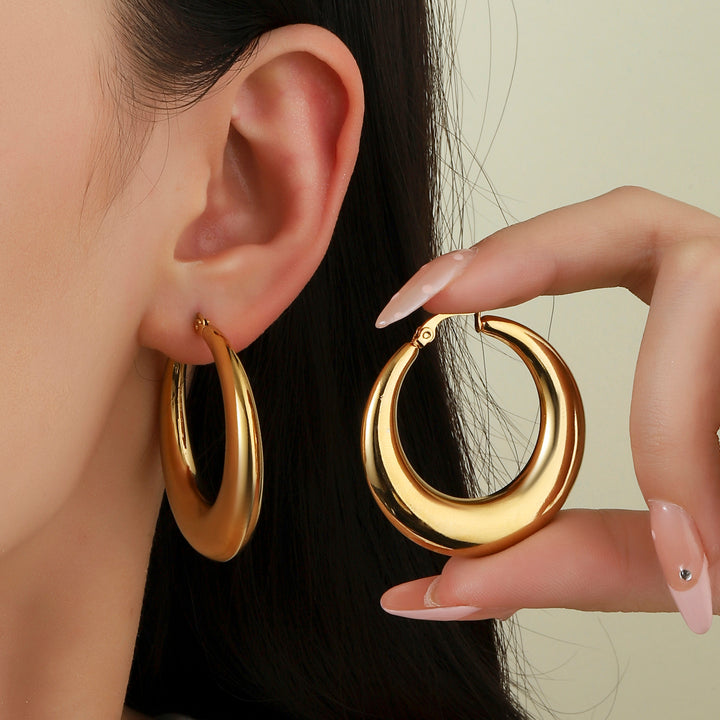 Cherubic Gold Hoop Earring - Salty Accessories