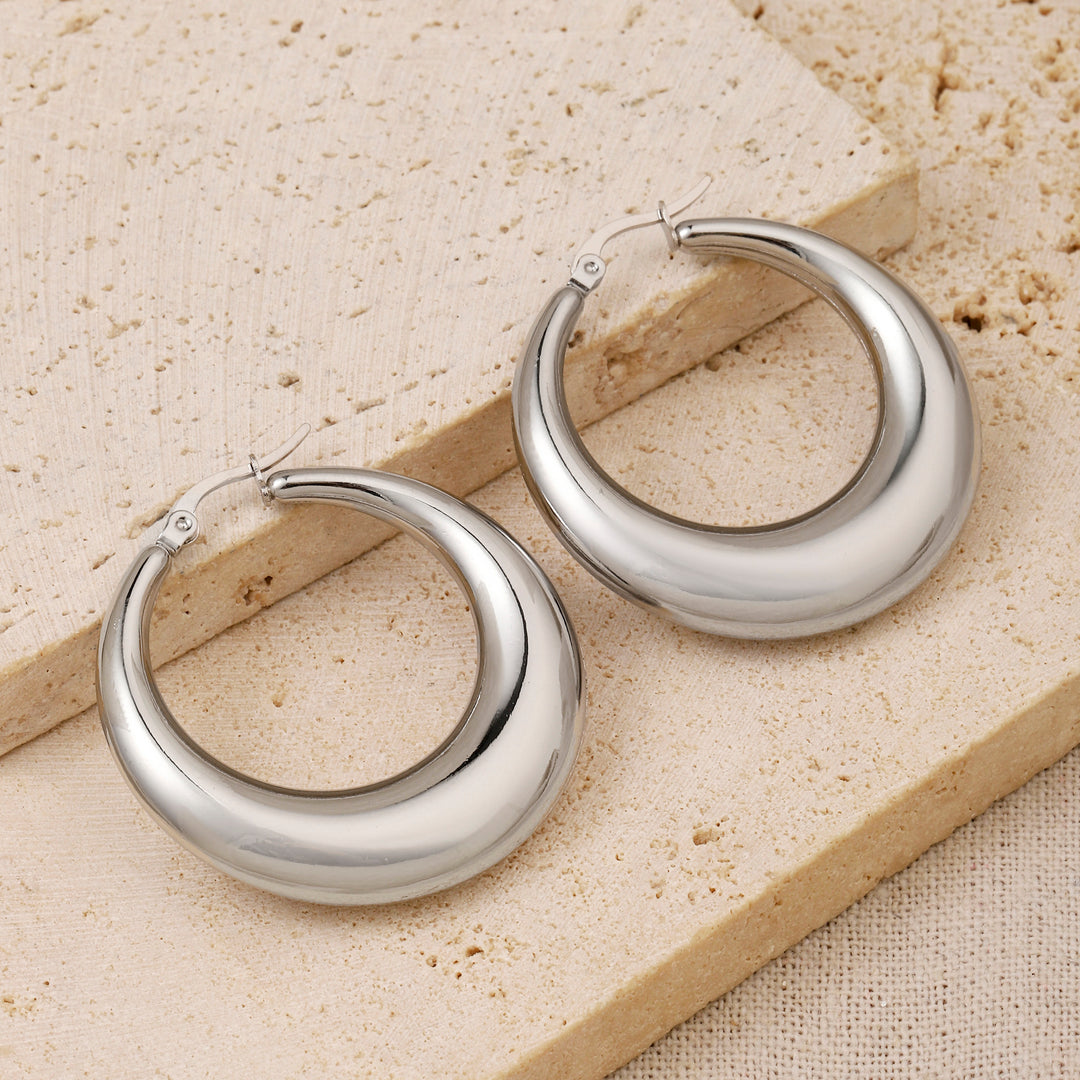 Luxuriant Silver Earring