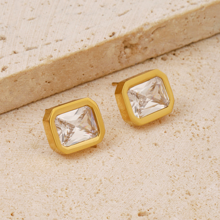Gleeful Crystal Gold Earring
