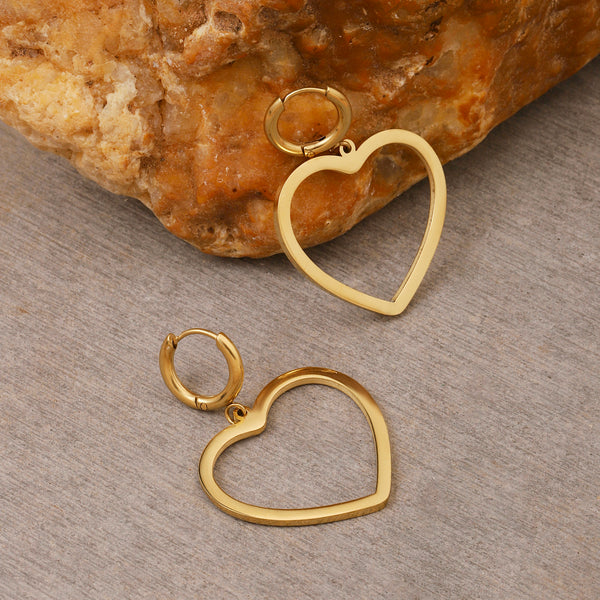 Euphoric Heart Gold Earring