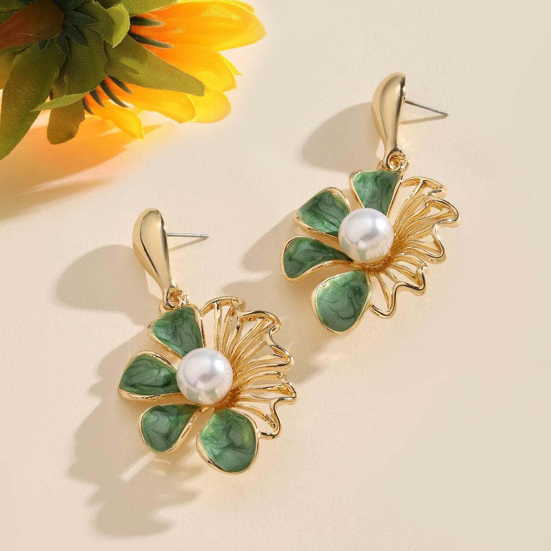 Exquisite Floral Luxury Gold Earring - Salty Accessories