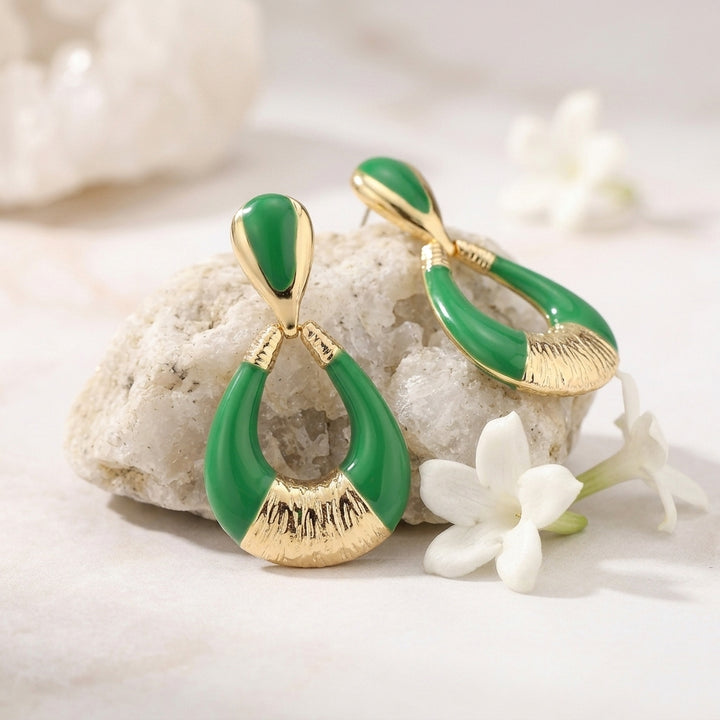 Gilded Luxury Gold Earring