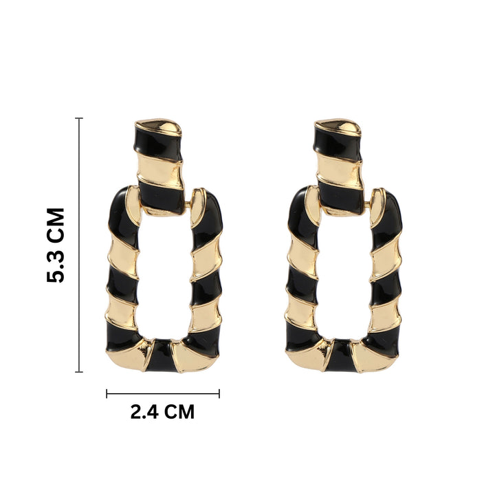 Gleaming Black Luxury Gold Earring