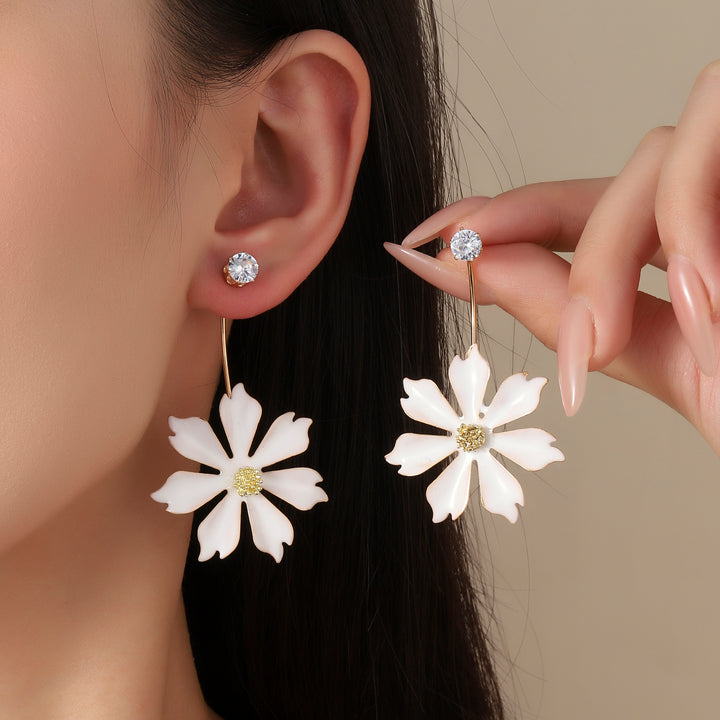 White Spring Luxury Gold Earring