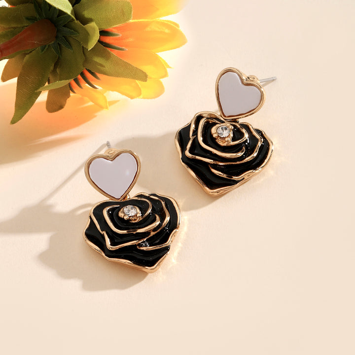 Blacky Heart Luxury Gold Earring