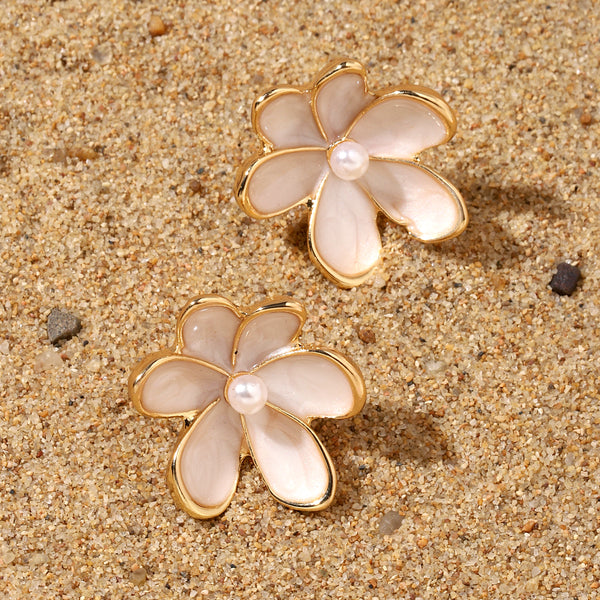 Daisy Luxury Gold Earring