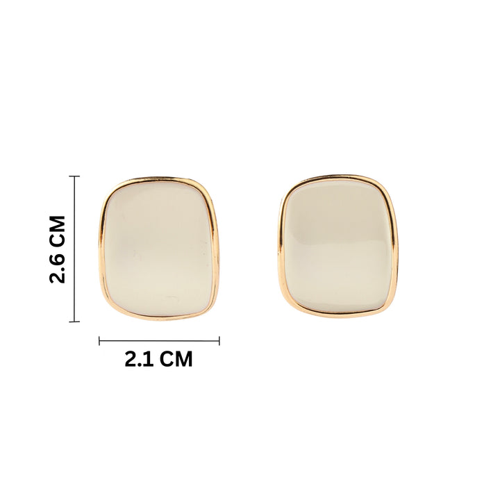 Endowed Luxury Gold Earring