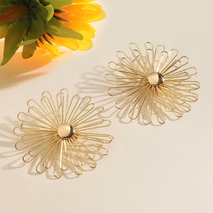 Blooming Luxury Gold Earring - Salty Accessories