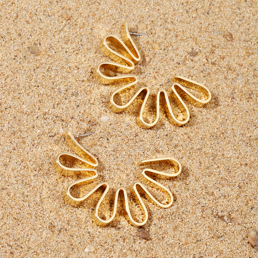 Maggie Luxury Gold Earring