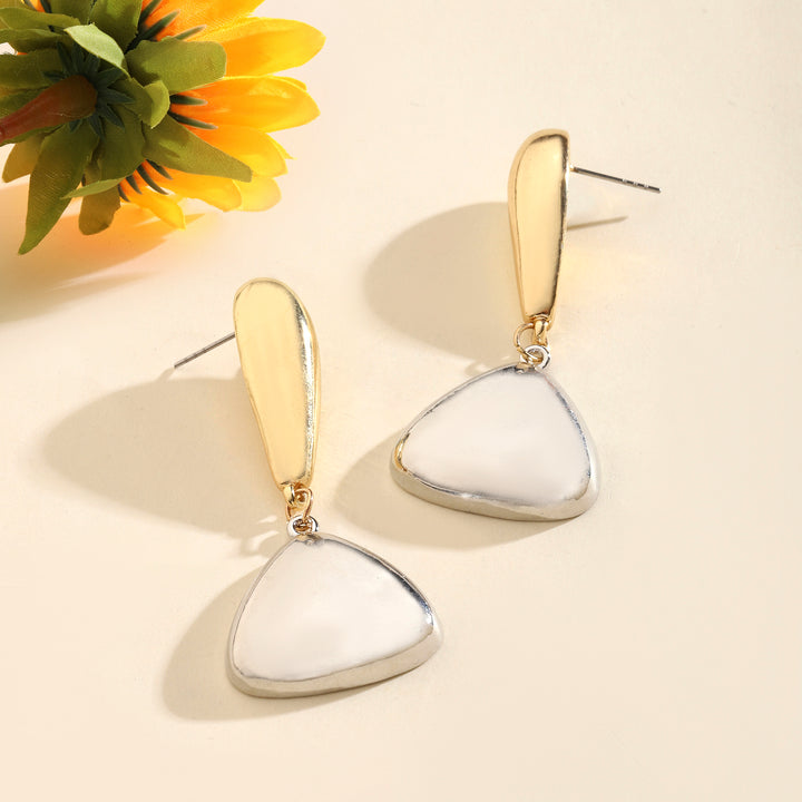 Musky Luxury Gold Earring
