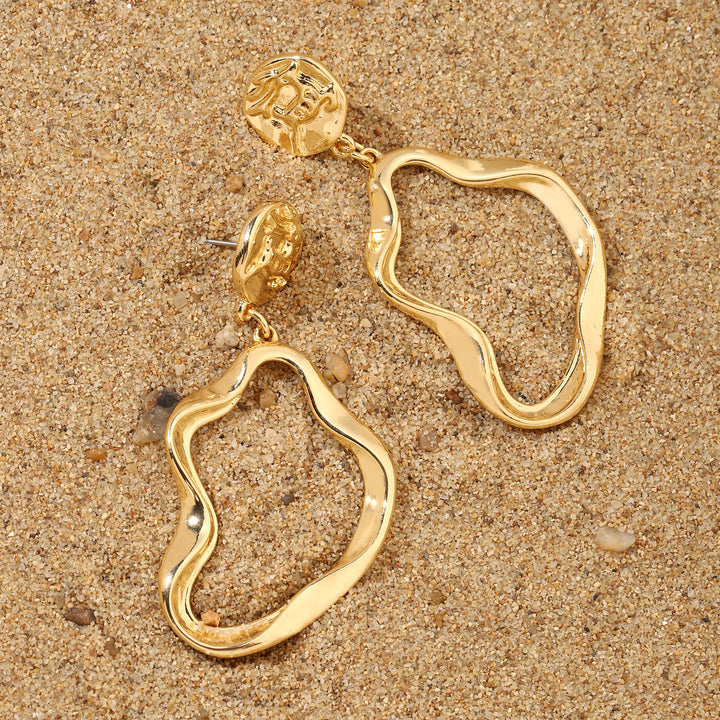 Prolific Luxury Gold Earring