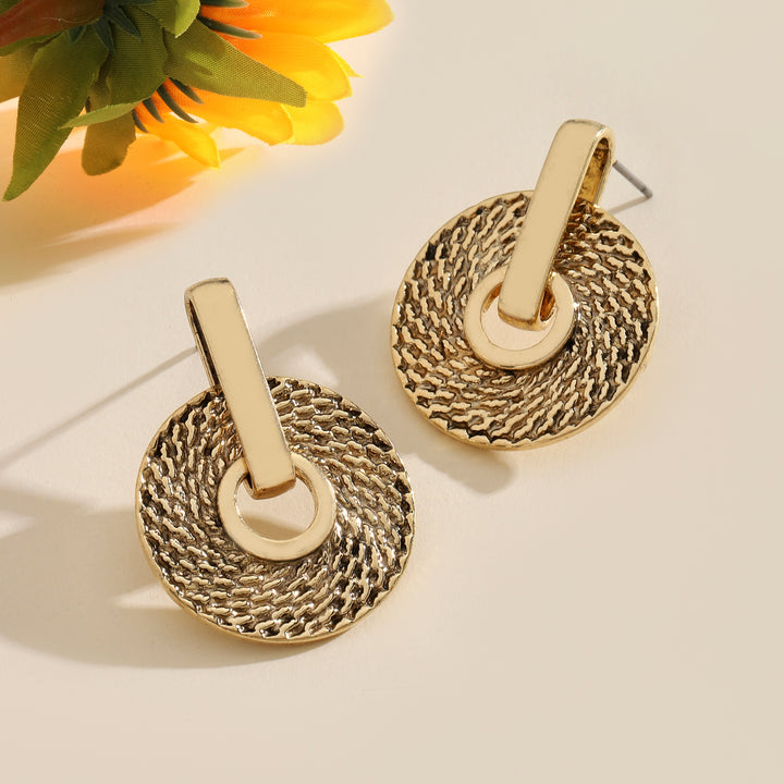 Demure Round Gold Earring