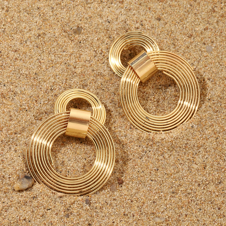 Affable Round Gold Earring - Salty Accessories