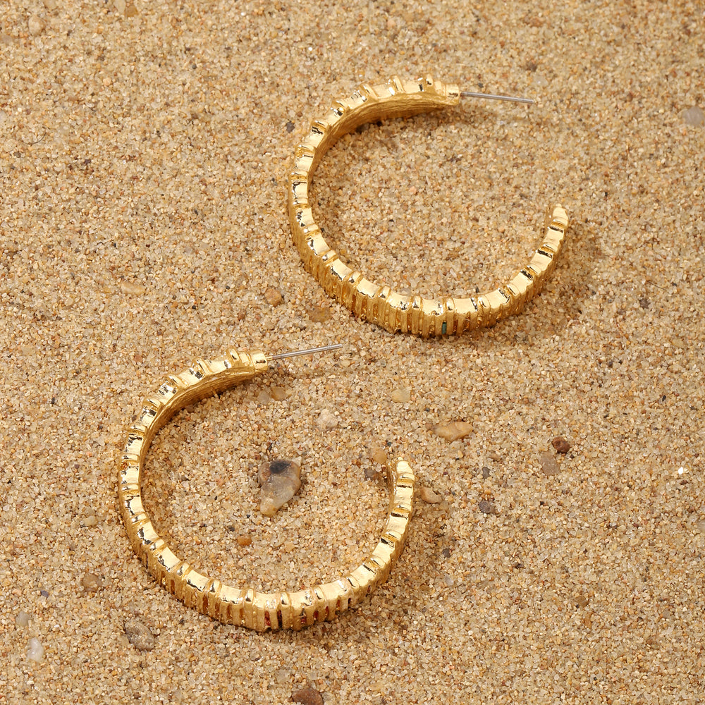 Supple Luxury Gold Hoop Earring - Salty Accessories